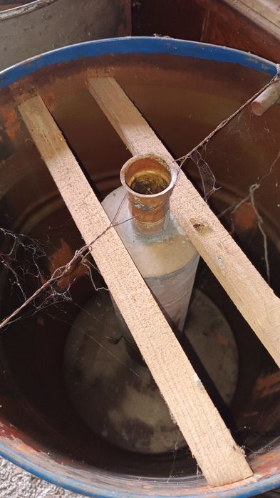 Продавам казан от дебел хром никел материал