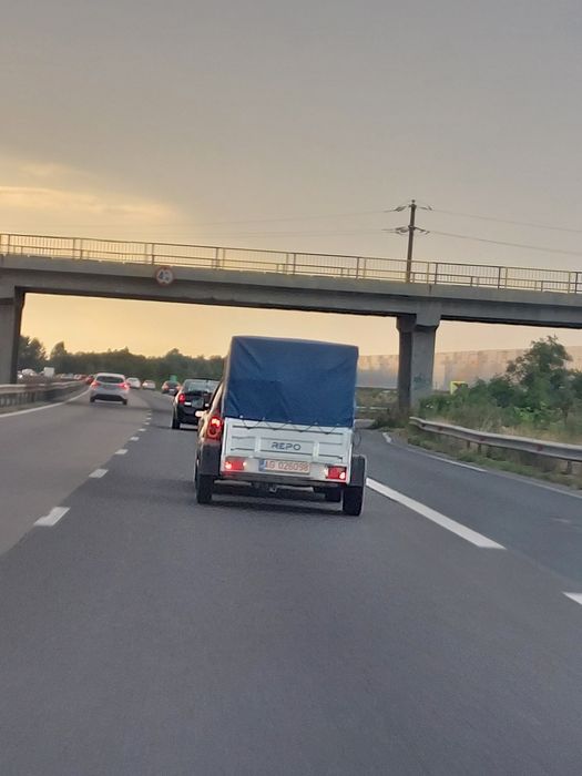 Transport la cere sau inchiriere remorca