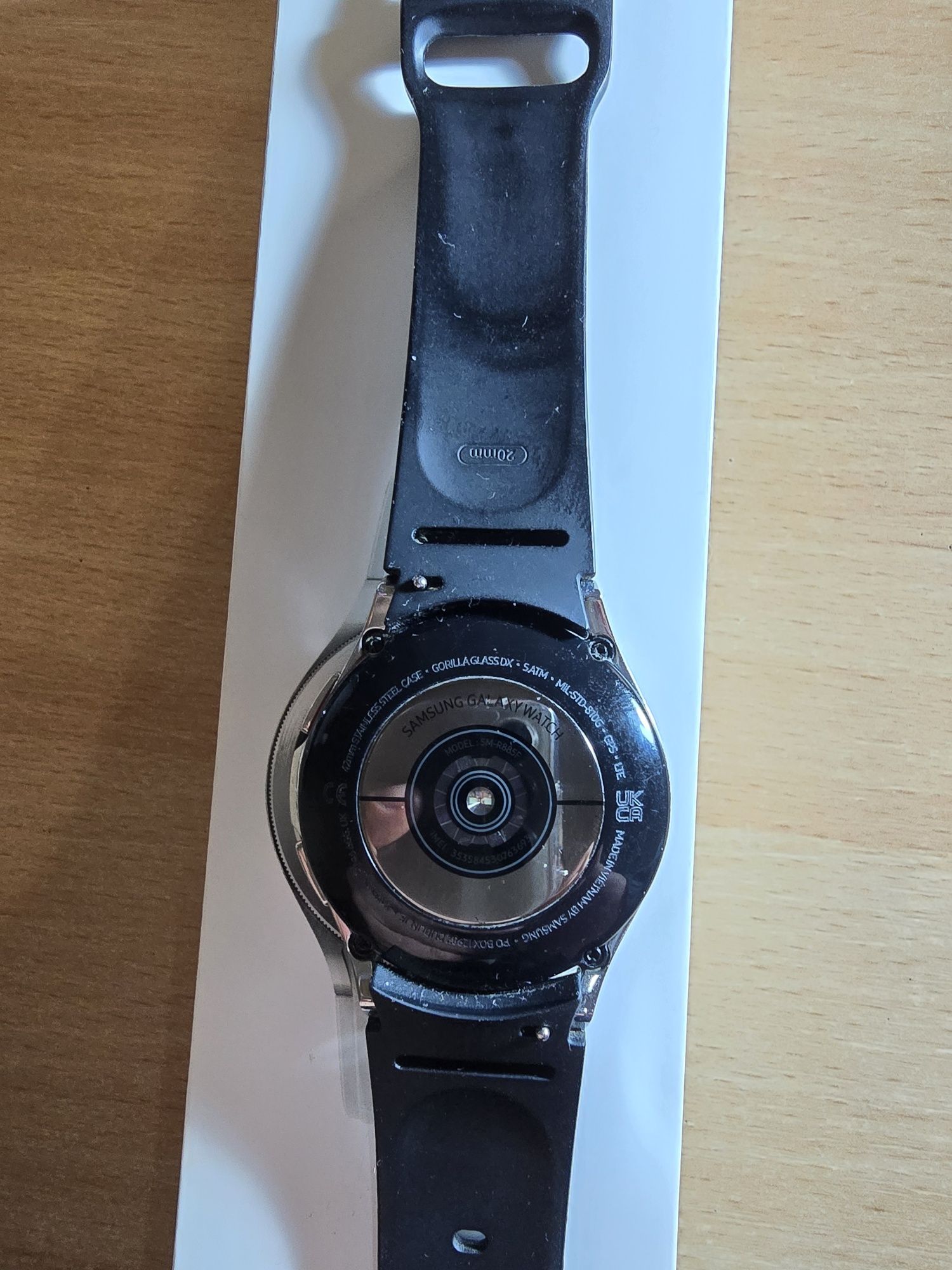 Samsung galaxy watch 4 classic 42mm LTE