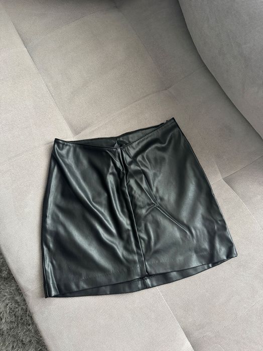 Дамска кожена пола h&m