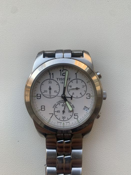 Продам часы Tissot б/у