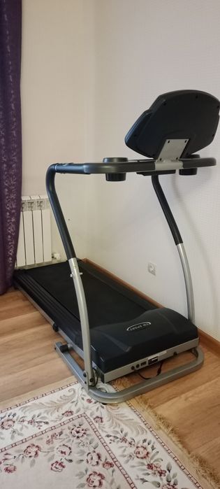 Продам беговую дорожку