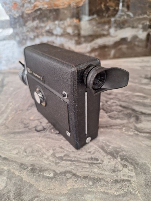 Руски Фотоапарат "Ломо"