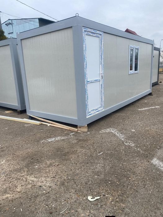 Vând containere modulare