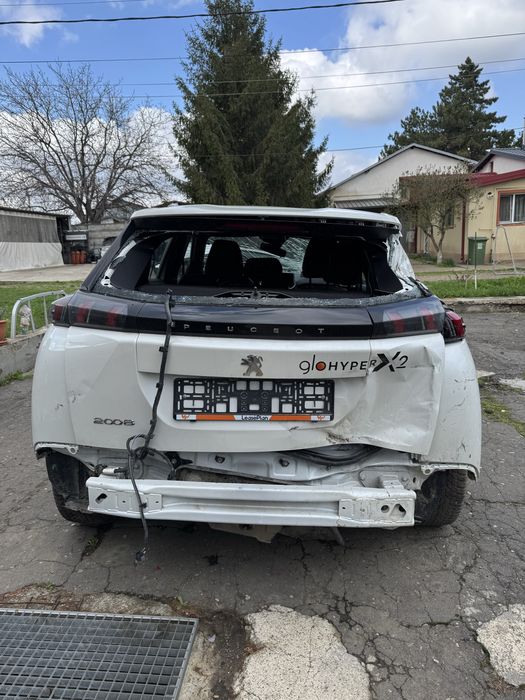 Dezmembrez Peugeot 2008 1,2 benzina THP130 2020-2025