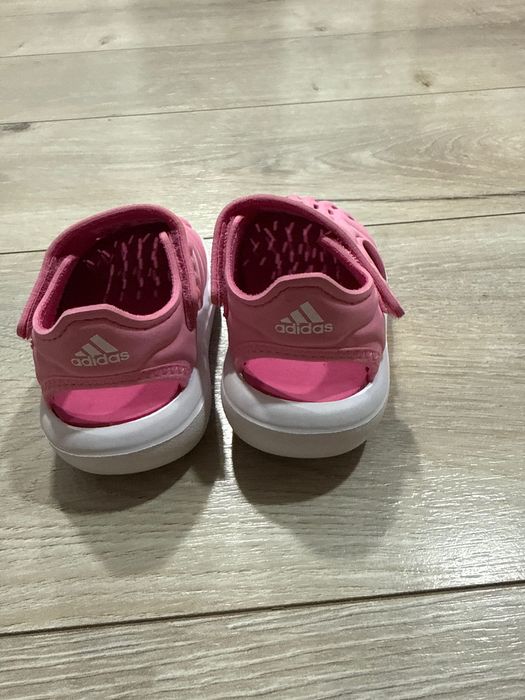 Детски сандали adidas