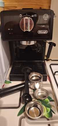 Aparata de cafea DeLonghi