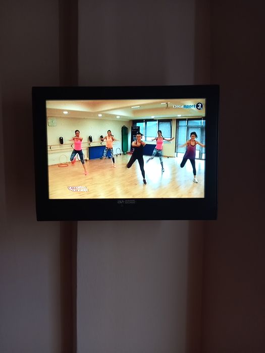 Vând televizoare LCD