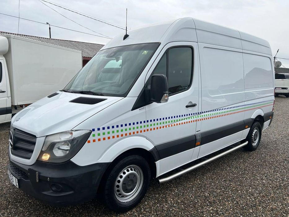 Mercedes-Benz Sprinter 313