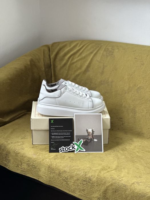 Alexander McQueen 40