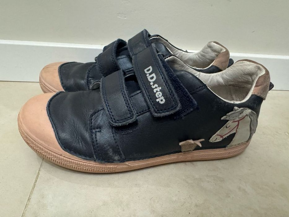 Зимни/есени обувки сникърси за момиче 35н.