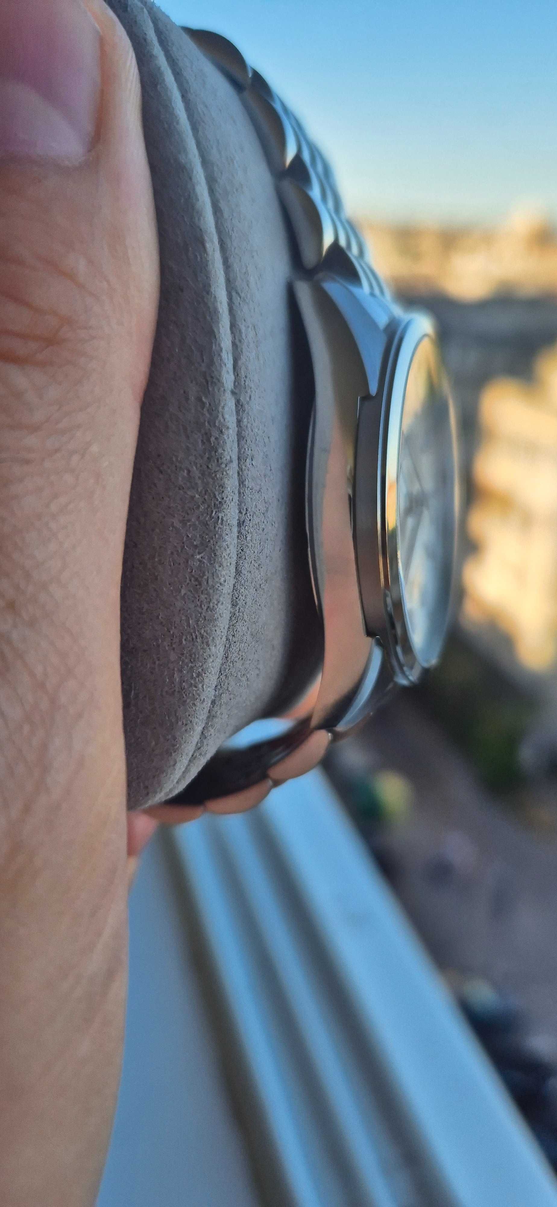 Oris Artix Pointer Date