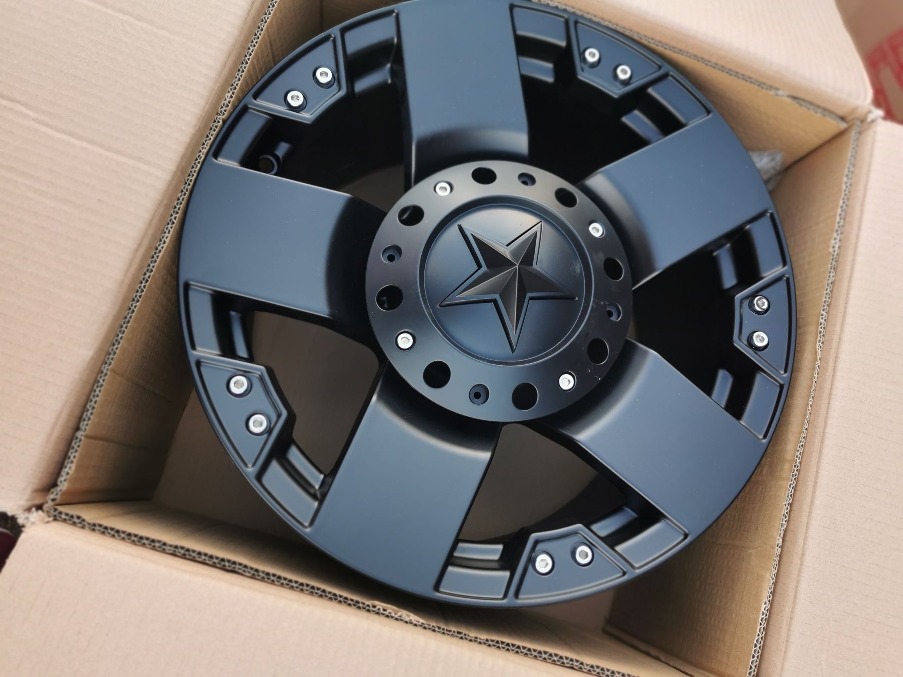 Vand jante de aliaj 4x4 Suv pe 17 marca rc wheels model 154