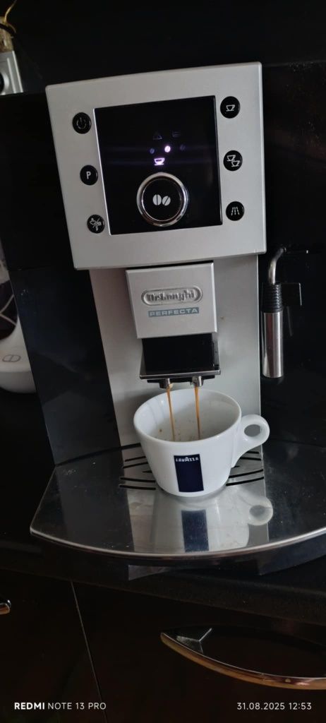 Кафемашина Робот Delonghi