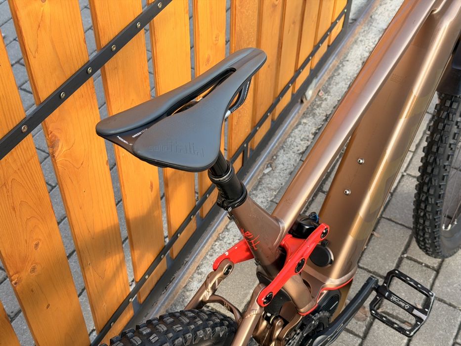 Bicicleta electrica E bike Husqvarna