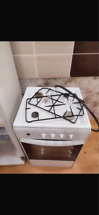 Срочно продам газплиту
