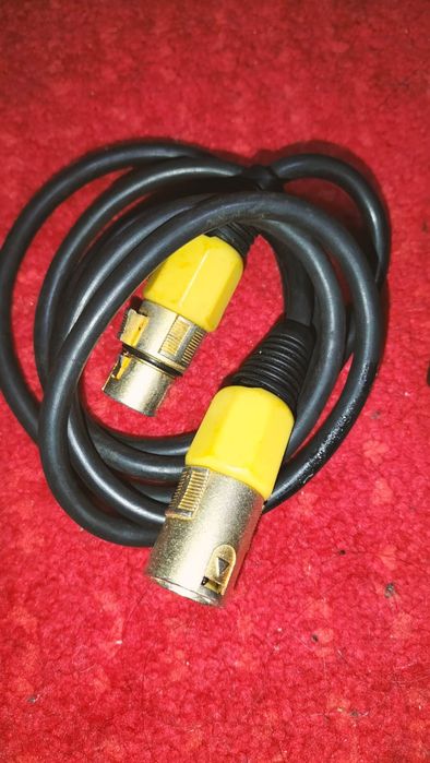 Vând microfon RE2 Electrovoice în București