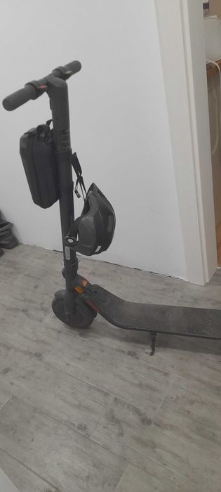Електрическа тротинетка Ninebot скутер 3 скорости с блутут