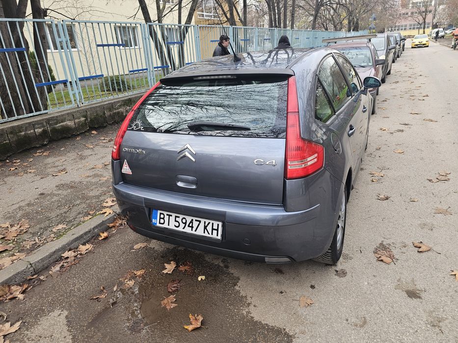 Продавам Citroen c4 1.6HDI