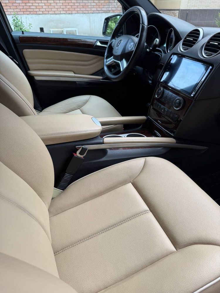 Mercedes benz  ML 350 grand edition
