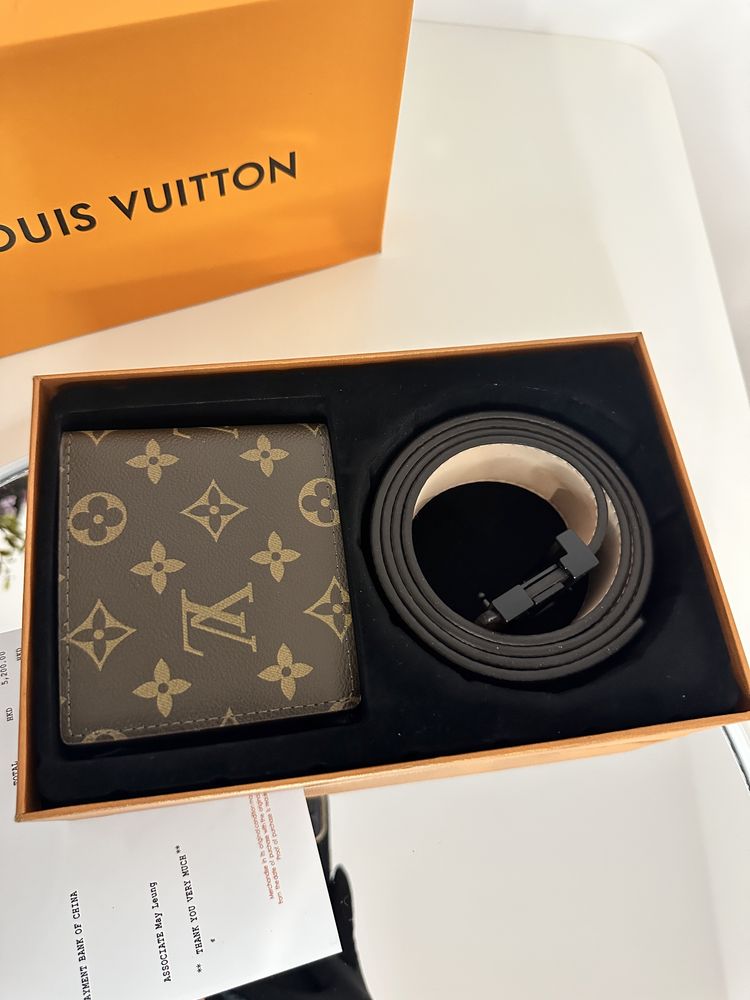 Set Curea portofel Louis Vuitton piele canvas 100% cutie cadou