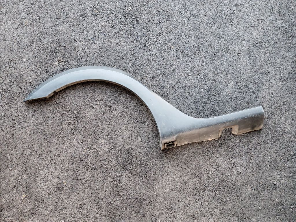 Bandou aripa spate stanga/dreapta Dacia Logan 2 stepway 2012-2020