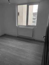 Vand apartament 2 camere etaj 2.