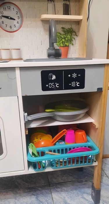 Bucătărie din lemn pt copii Lidl