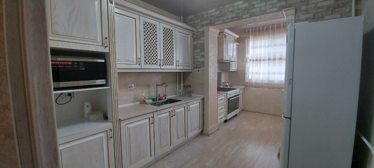 Кухонная мебель из МДФ шпон