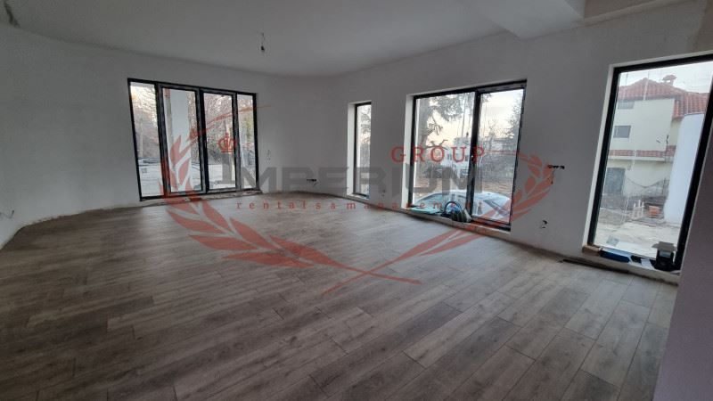 Продава се Тристаен апартамент в Варна, м-т Траката - 117 кв.м за 1624 €/кв.м - Снимка #5