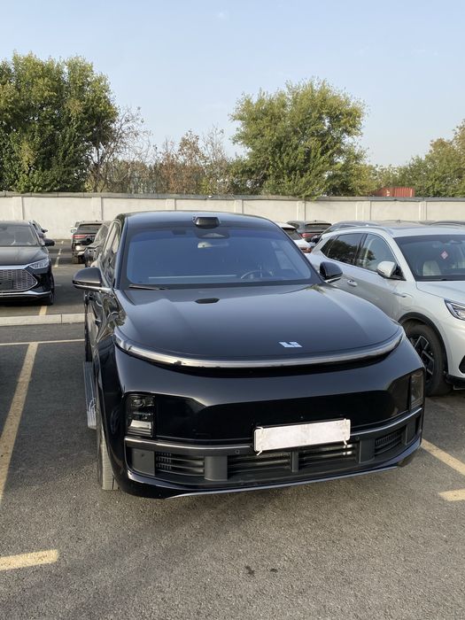 Li 9 ultra 2024 yil kraska toza zo'r holatda xamma narsasi bor