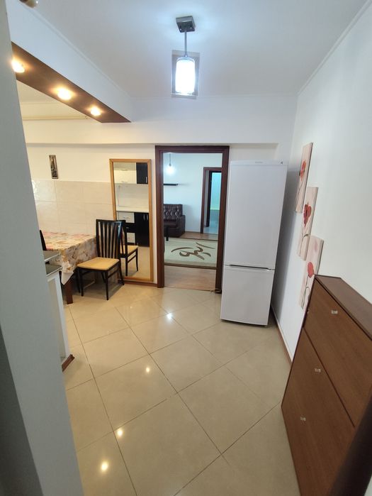 Închiriez apartament 3 camere Găvana 2