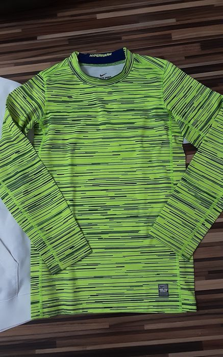 ( XL 158-170) NIKE PRO combate оригинални екип 2части, суитшърт,блуза