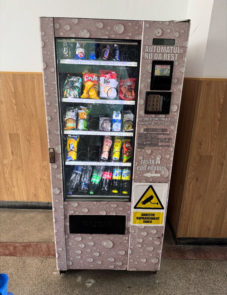 Automat VENDING Machine Snacks & Bauturi BIANCHI