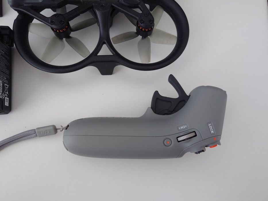 DJI Avata + Motion controller 2