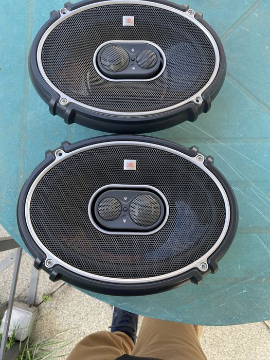 De vânzare  set boxe auto JBl