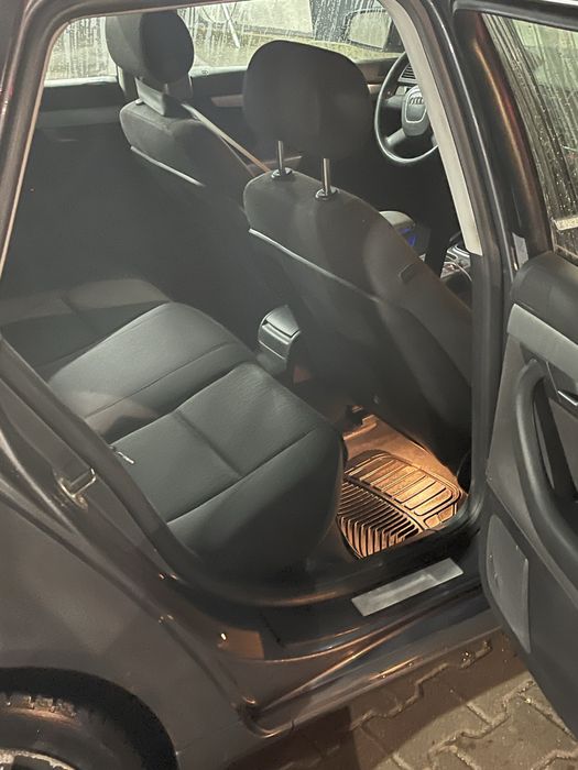 Vand sau schimb audi a4 b7 2.0d manual