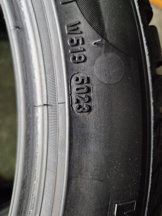 225 45 18 Anvelope de iarnă Pirelli Runflat Dot 50.23