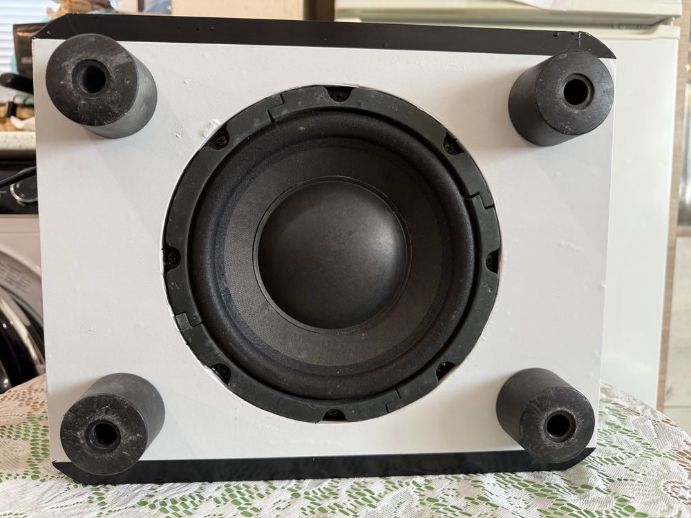 JBL SUB-140/230 8” Bass