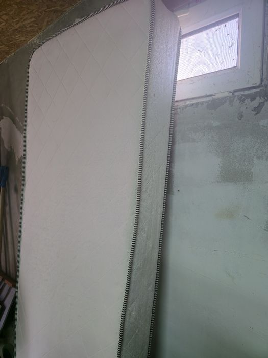 Матрас сатылады.