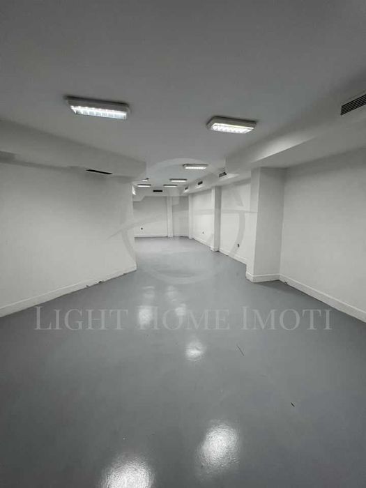 Продава се Магазин в Пловдив, Кършияка - 251 кв.м за 1028 €/кв.м - Снимка #2