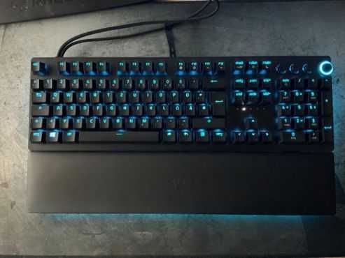 НОВА Клавиатура Razer Huntsman V2 Black