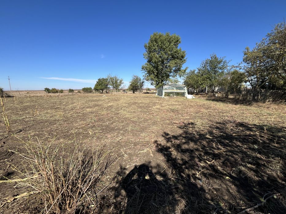 Proprietate completă cu teren de 5.300 mp