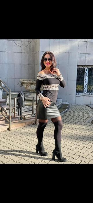 Bluzita neagra cu dantela alba Intimissimi