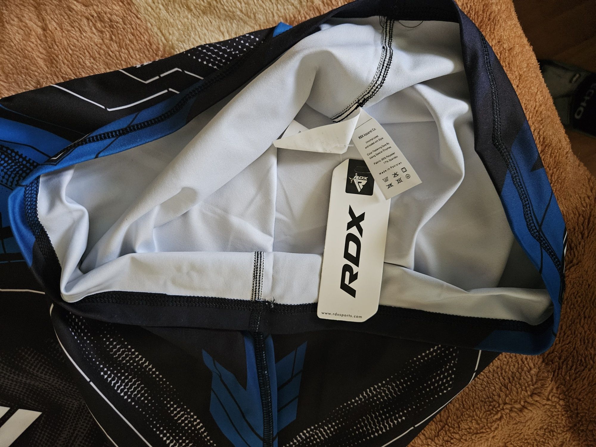 RDX тениска.     .