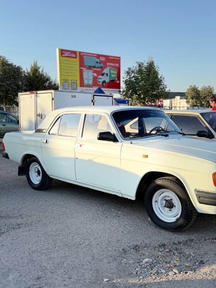 gaz 3110yil radnoy  km yurgan