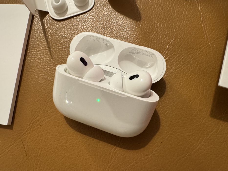 Apple AirPods Pro 2 (MagSafe/USB-C- НОВИ!)