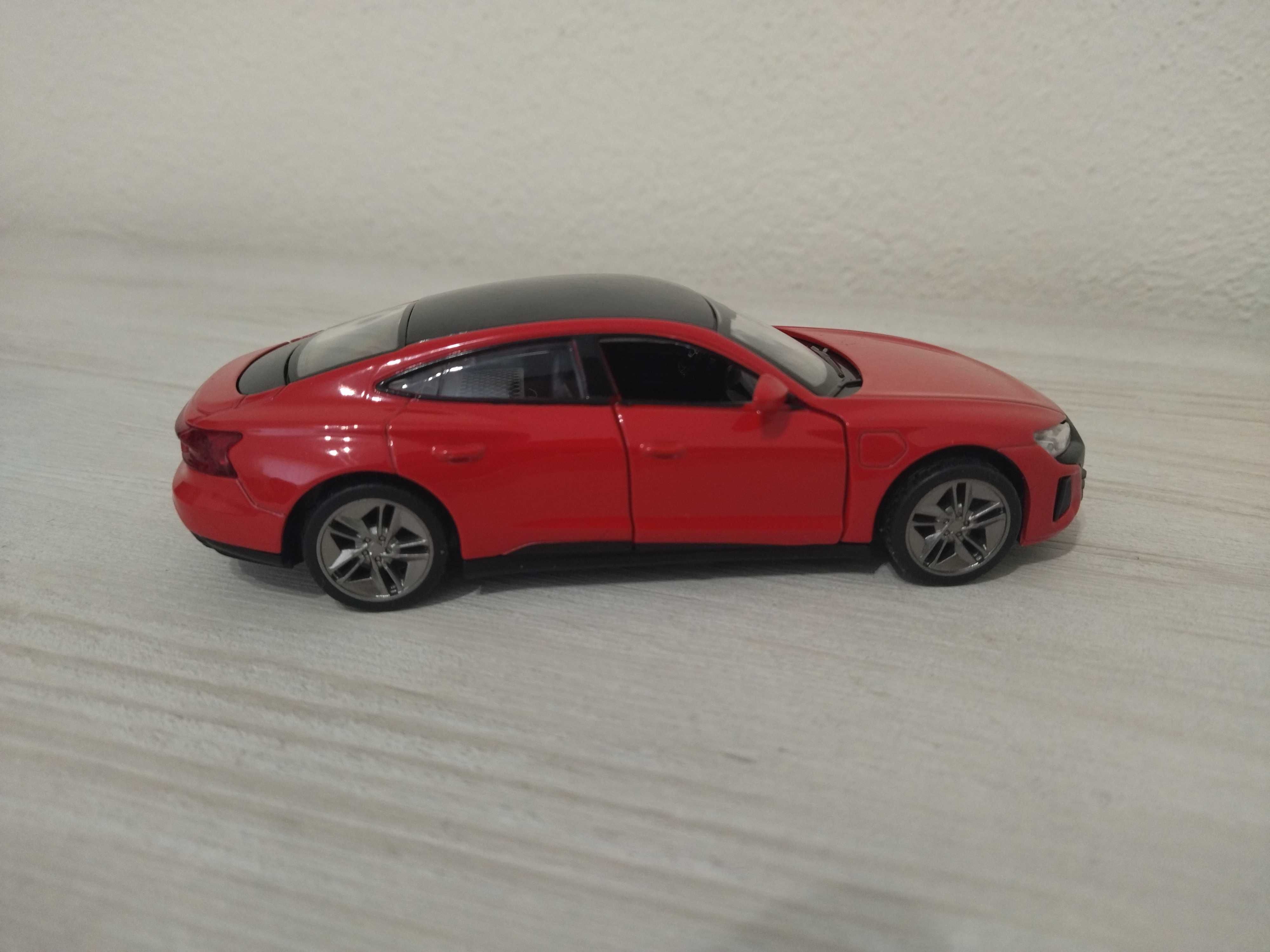 Метална количка АUDI RS e-tron GT !!!