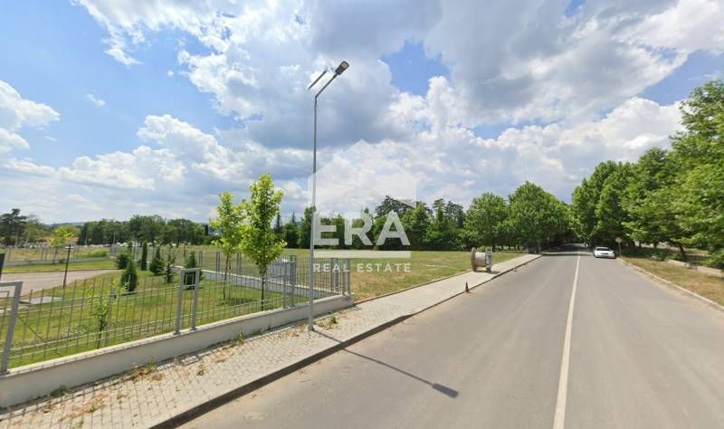 Продава се Парцел в Казанлък - 2922 кв.м за 103 €/кв.м - Снимка #2