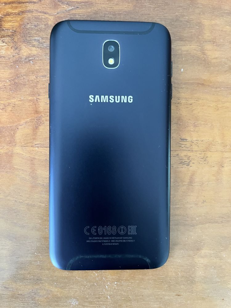 Смартфон GalaxyJ7